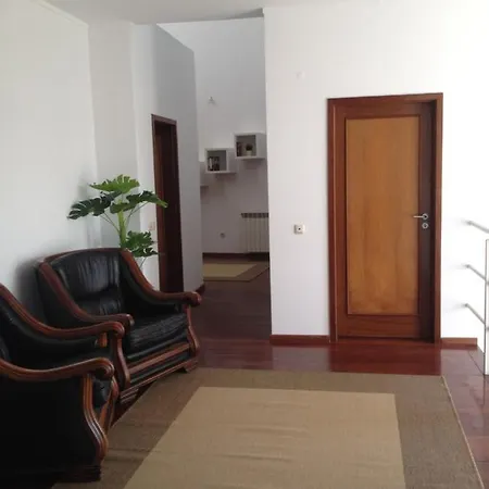 לינה וארוחת בוקר Casa De Apeleiras