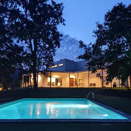 לינה וארוחת בוקר Casa De Apeleiras