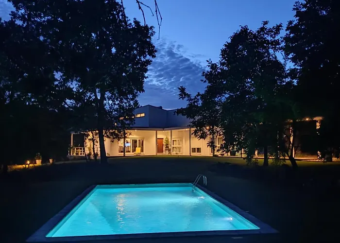 Casa De Apeleiras Bed & Breakfast